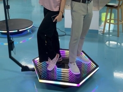 Selfie που περιστρέφεται την αυτόματη πλατφόρμα 360 Selfie για τη δεξίωση γάμου γενεθλίων