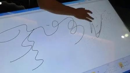 43 ιντσών προσαρμοσμένο περίπτερο αφής με οθόνη 1920x1080