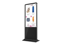 Το ψηφιακό σύστημα σηματοδότησης 75» πάτωμα τοποθετεί το εσωτερικό LCD τοτέμ επίδειξης 4K διαφημιστικός για τη λεωφόρο αγορών