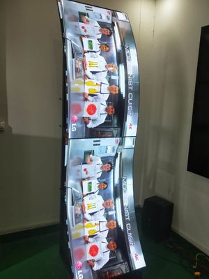 Διαφημιστικός φορέας στάσεων πατωμάτων OLED 55» 1920x1080 400cd/m2